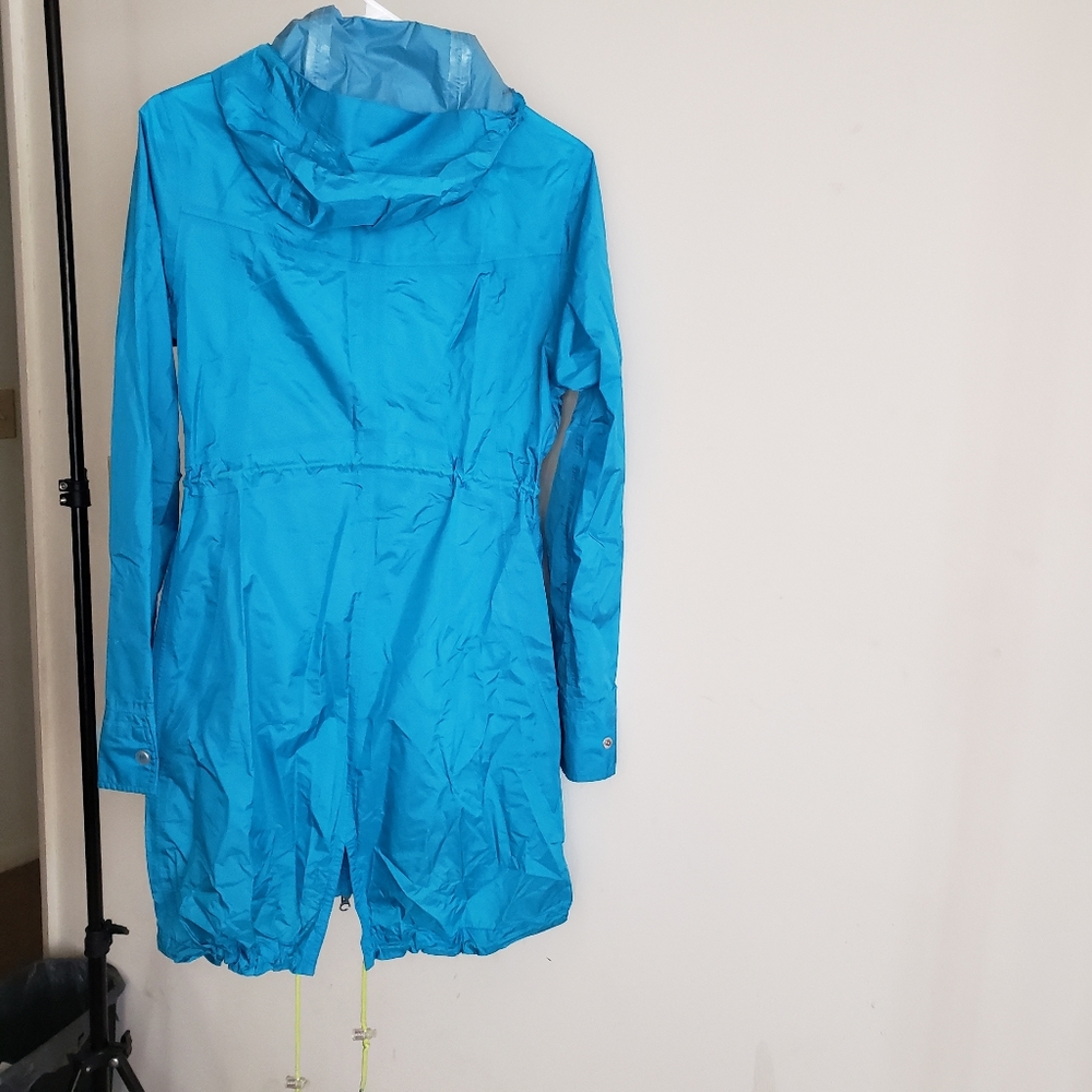 2 Water Resistant Jackets (Bundle) - image 6